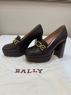 Bally Dark Brown Leather Platform Loafer Pump with Gold Chain | EU 36 / US 6